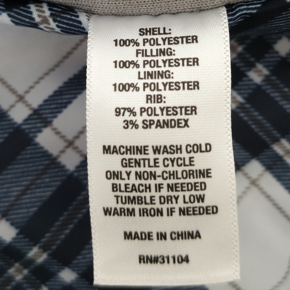 New Gray Quilted Vest / Size XL - Picture 8 of 8